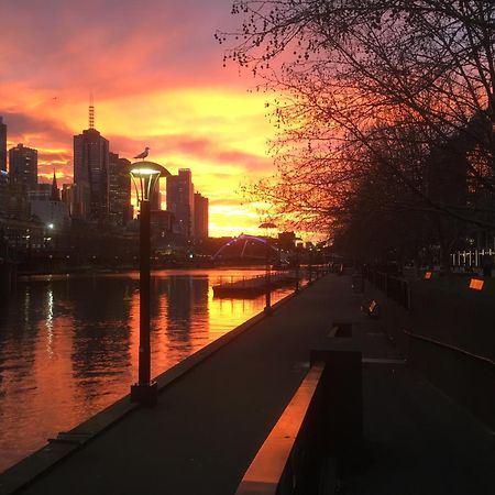 The Walkup Southbank Appartement Melbourne Buitenkant foto